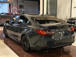 تۆیۆتا کامری